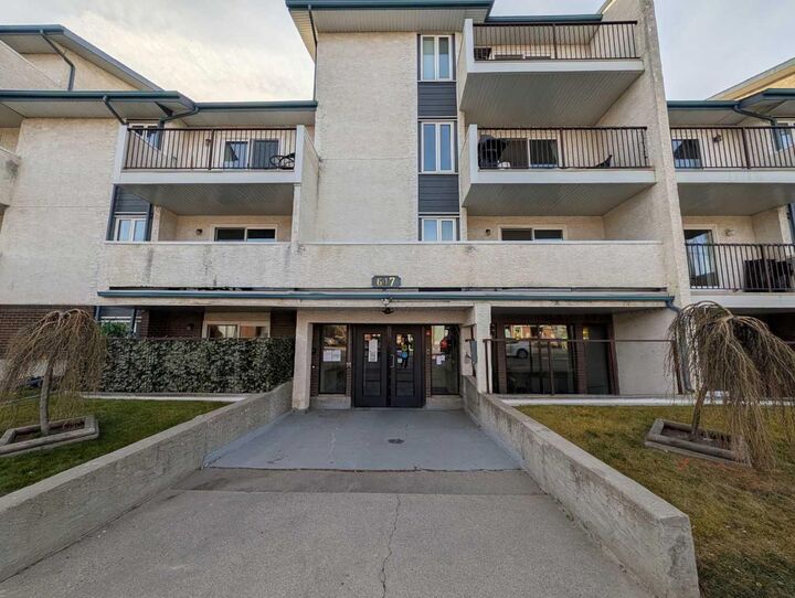 Property Photo: 647 1 Avenue NE 108 AB T2E 0B5