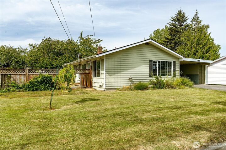 Property Photo: 188 SW 8th Avenue WA 98277