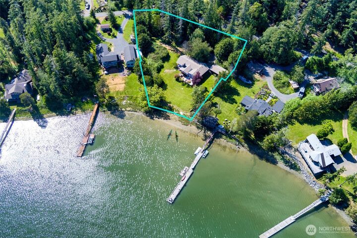 Property Photo: 227 De Haro Lane WA 98250