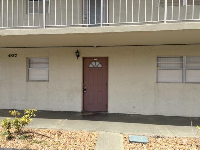 Property Photo:  607 S State Rd 7 1G  FL 33068 