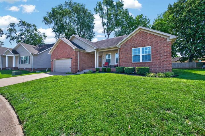 Property Photo:  2748 Pointe Court  KY 42104 