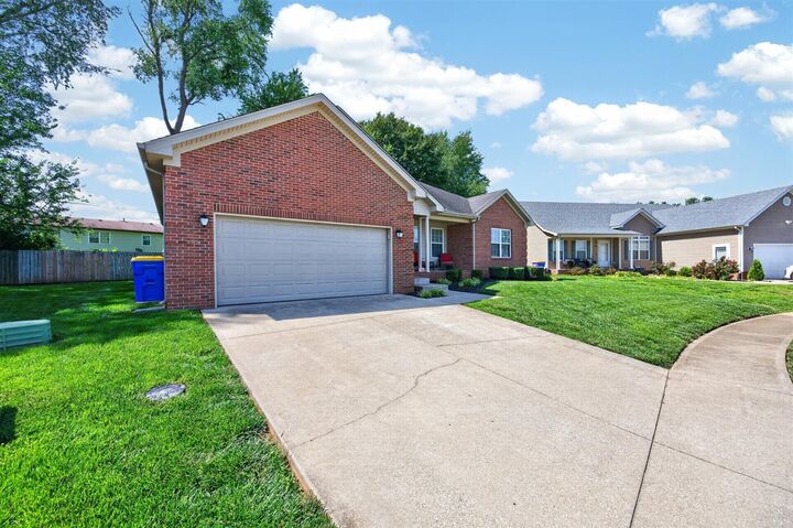Property Photo: 2748 Pointe Court KY 42104