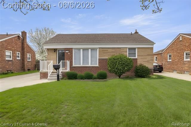 Property Photo: 18752 Koester Street MI 48193