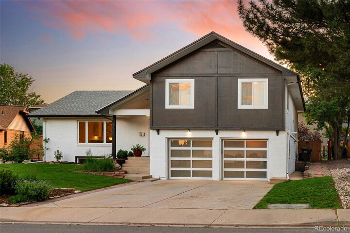 Property Photo: 1720 Grape Avenue CO 80304