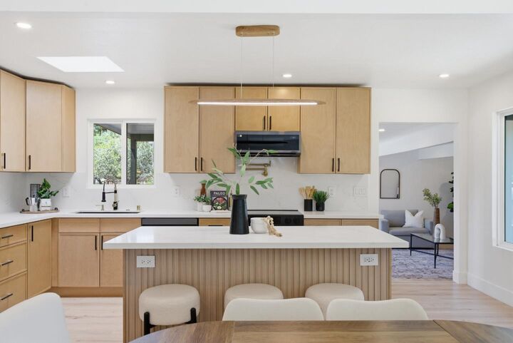 Property Photo:  511 Cedar Street  CA 95003 