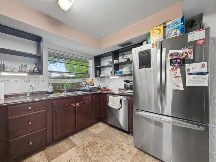 Property Photo: