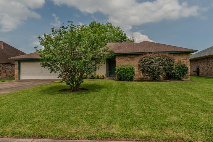 Property Photo:  2734 13th St  TX 77651 