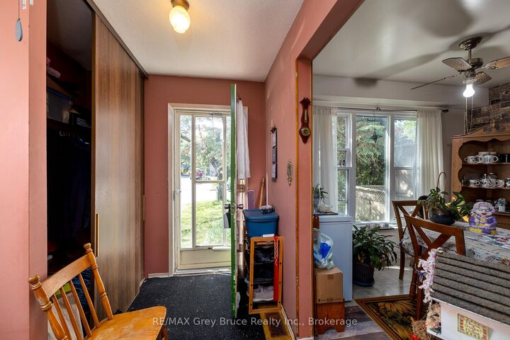 Property Photo: 1068 11th Street E ON N4K 5V6