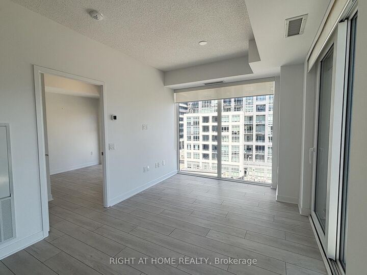 Property Photo: 260 Malta Avenue 506 ON L6Y 6L7