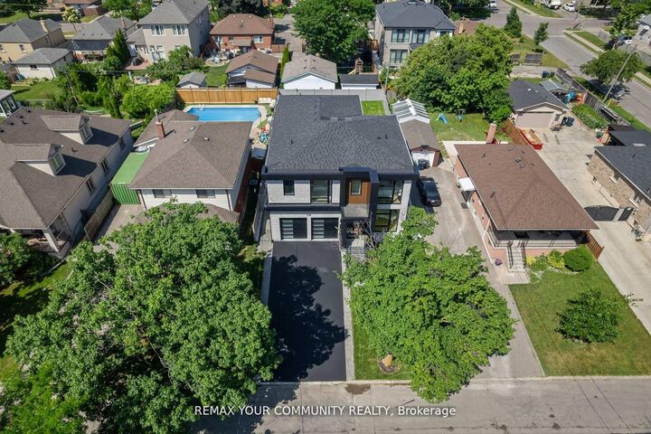 Property Photo: 14 Ranwood Drive ON M9N 3E9