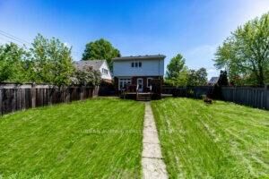 Property Photo: 136 Tower Drive ON M1R 3P5
