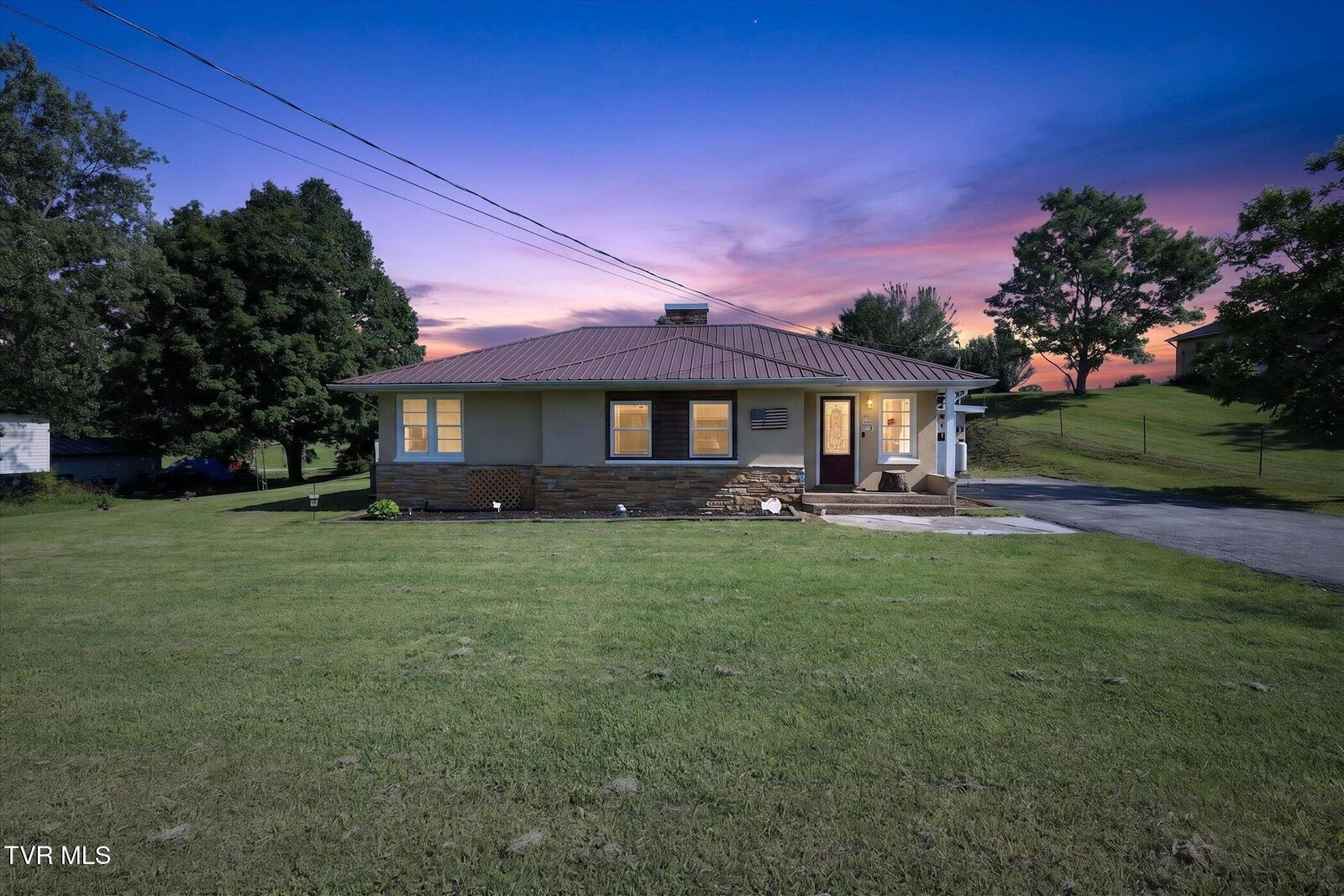 Property Photo:  165 Main Street  TN 37818 
