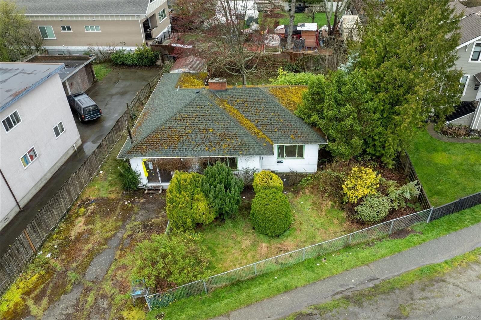 Property Photo: 3330 Harriet Rd BC V8Z 3S4