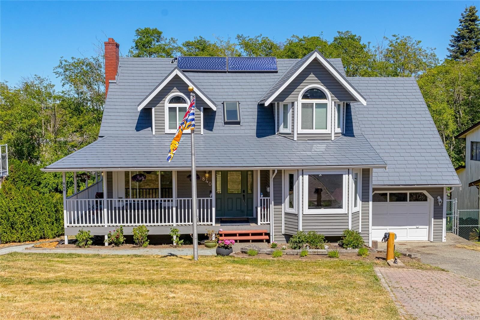 Property Photo:  840 Ankathem Pl  BC V9B 5J4 