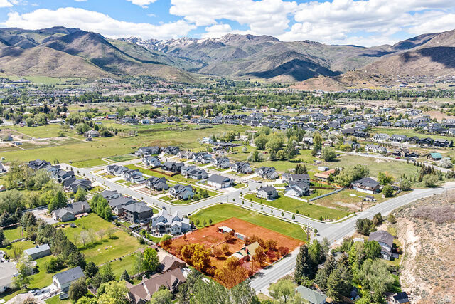 Property Photo:  165 N River Rd E  UT 84049 