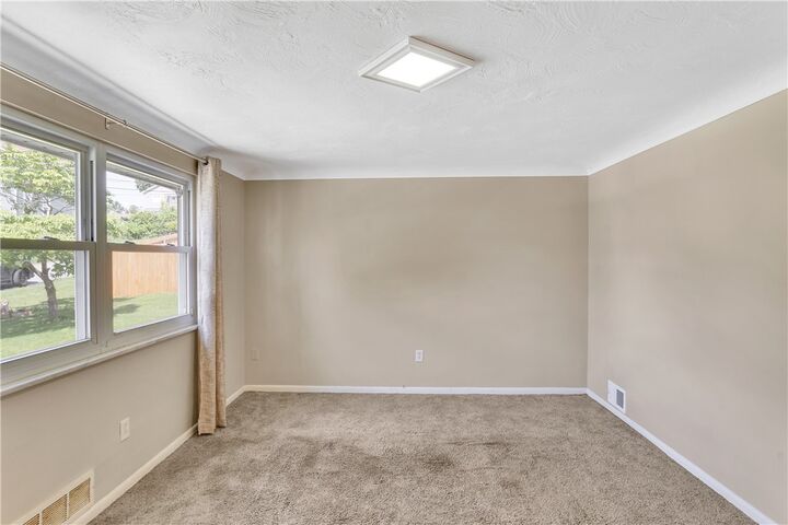 Property Photo:  402 Highland Street  PA 15637 
