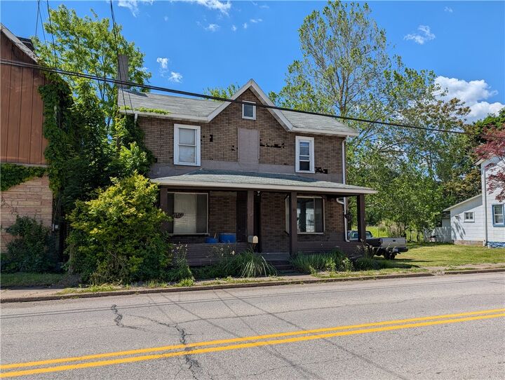 Property Photo:  732 N Warren Ave  PA 15613 