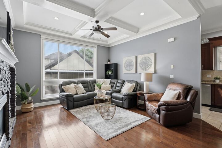 Property Photo:  6814 192 Street  BC V4N 0B5 