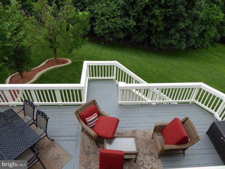 Property Photo: 18620 Kerill Road VA 22172