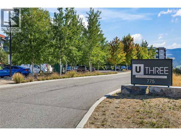 Property Photo: 775 Academy Way Ph17 BC V1V 0A5