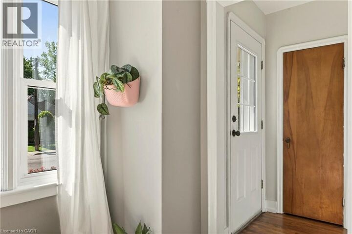Property Photo:  50 East 36th Street  ON L8V 3Y9 