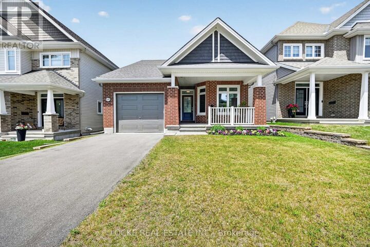 639 Baie-Des-Castors Street — photo 1