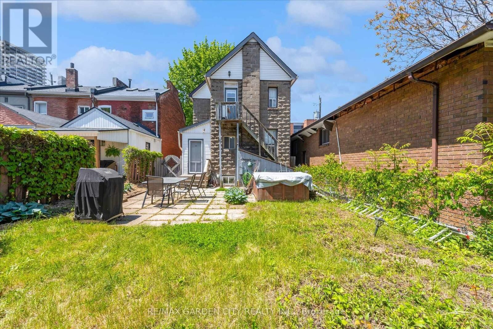 Property Photo: 205 South Ferguson Avenue South Lower ON L8N 2N2