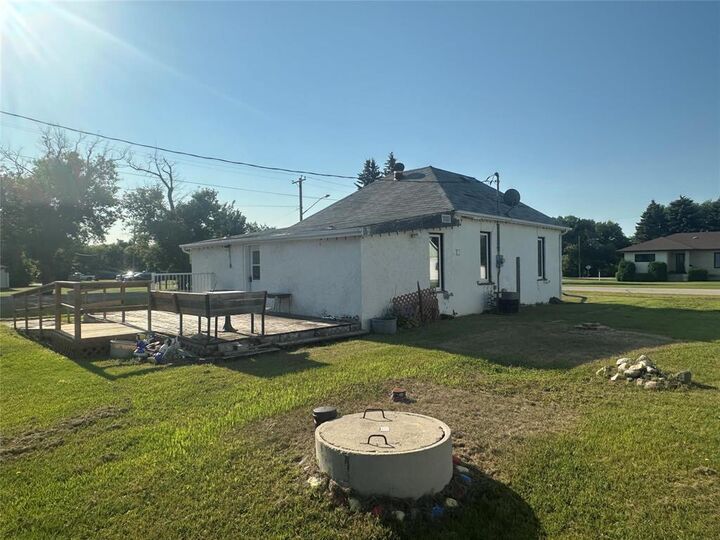 Property Photo: 112 Anderson Street East MB R0J 1P0