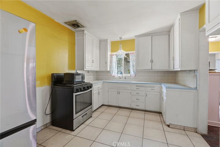 Property Photo:  201 W Rosewood  CA 92376 