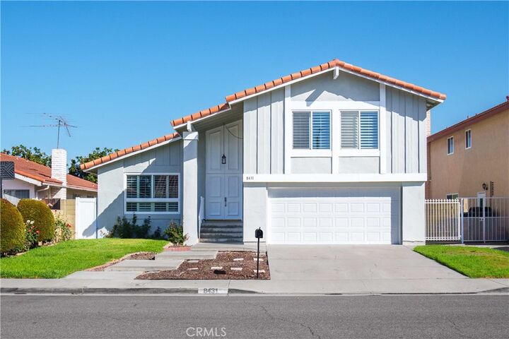 Property Photo: 8431 Aspenwood CA 92683
