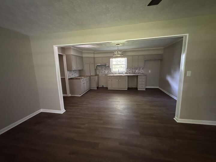 Property Photo:  2385 Midway Rd  TN 37166 