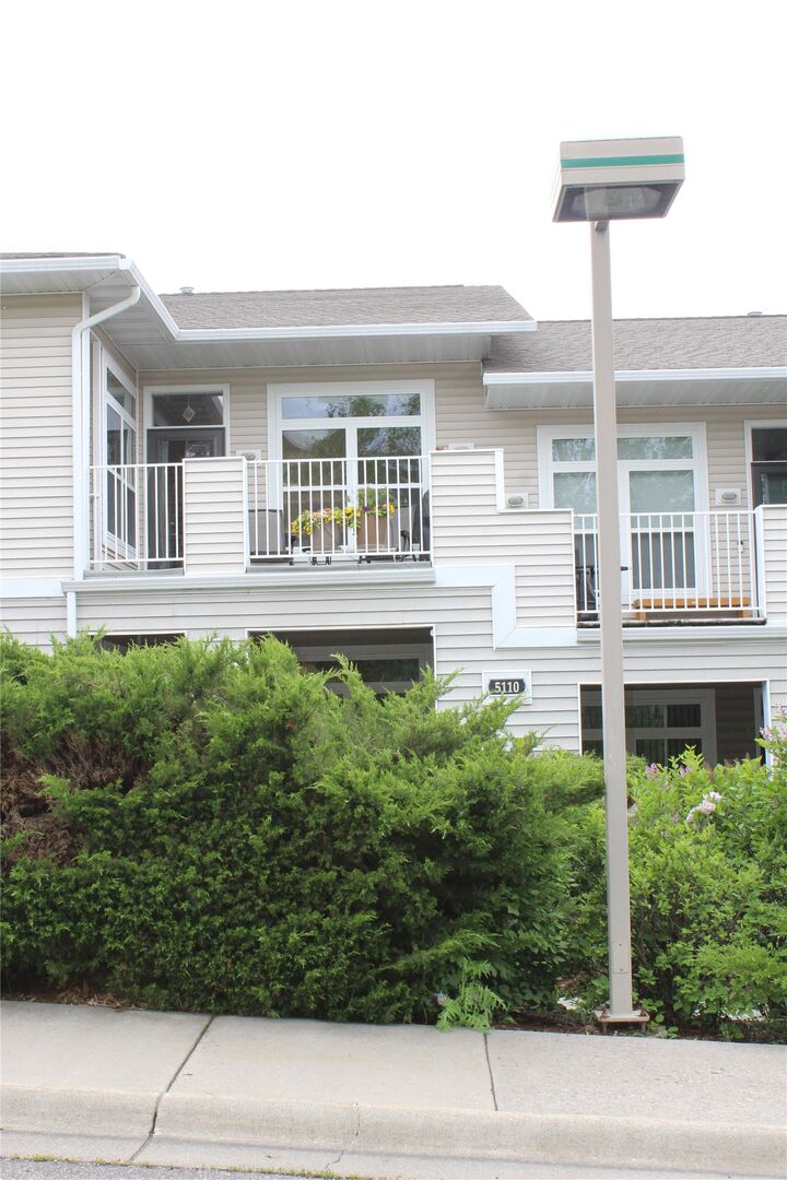 Property Photo:  5110 Village View Way 6  MT 59803 