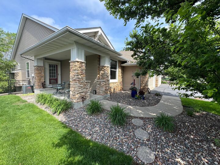 Property Photo:  4711 Walnut Grove Lane N  MN 55446 