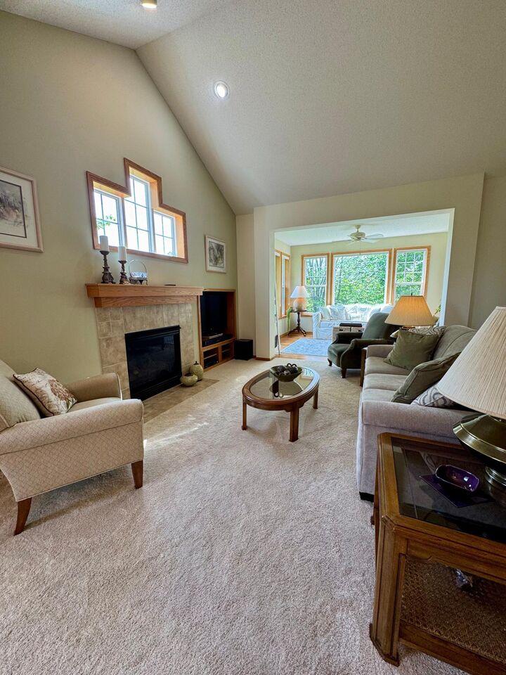 Property Photo: 4711 Walnut Grove Lane N MN 55446