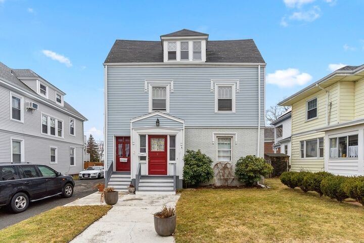 Property Photo:  3 Grosvenor Park 2  MA 01902 