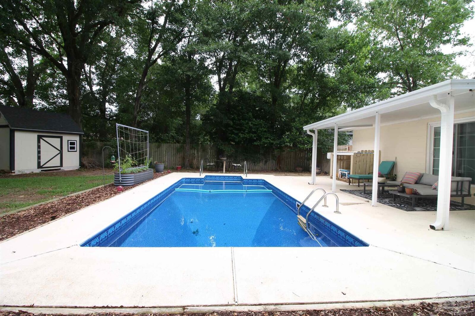 Property Photo:  4207 Wycliff Dr  FL 32514 