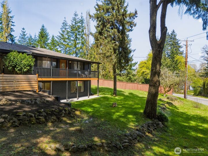 Property Photo:  1366 SE SE High Ridge Ct  WA 98367 