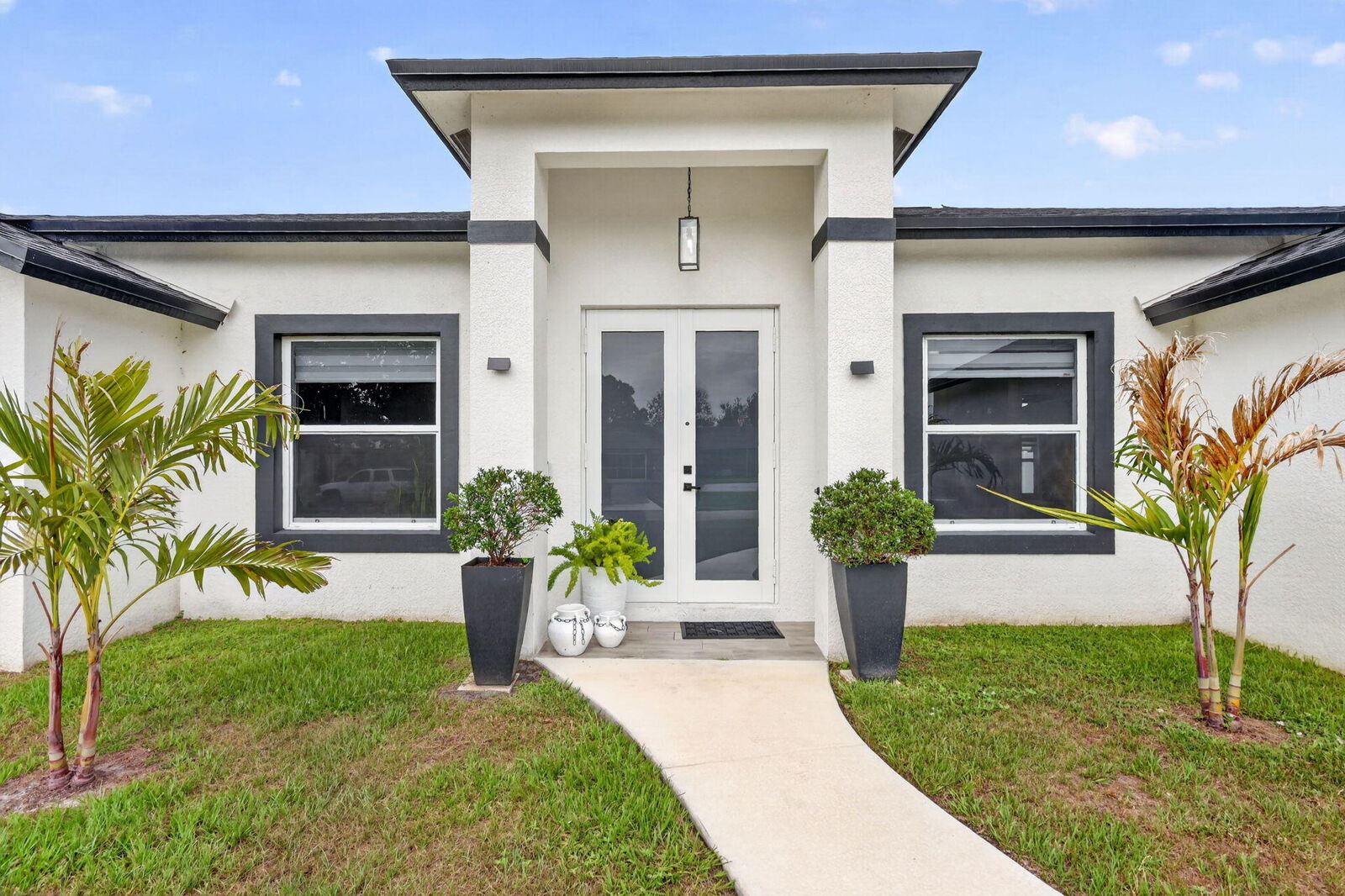 Property Photo: 3910 SW Laffite Street FL 34953
