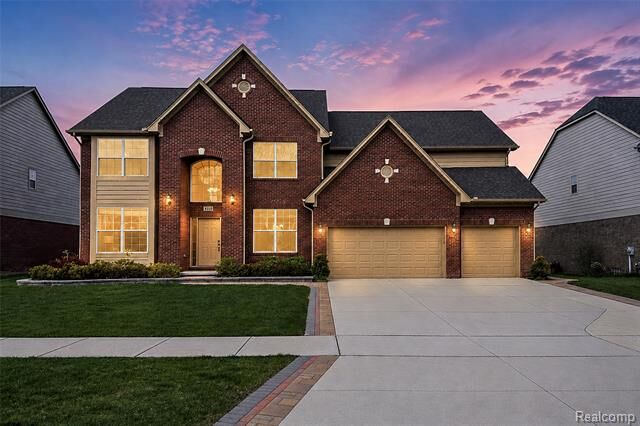 Property Photo:  4119 Stonington Drive  MI 48085 