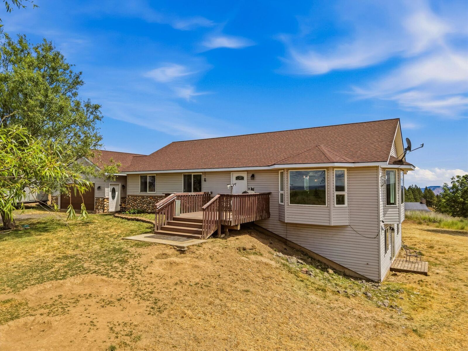 Property Photo: 36127 N Hart Rd WA 99122