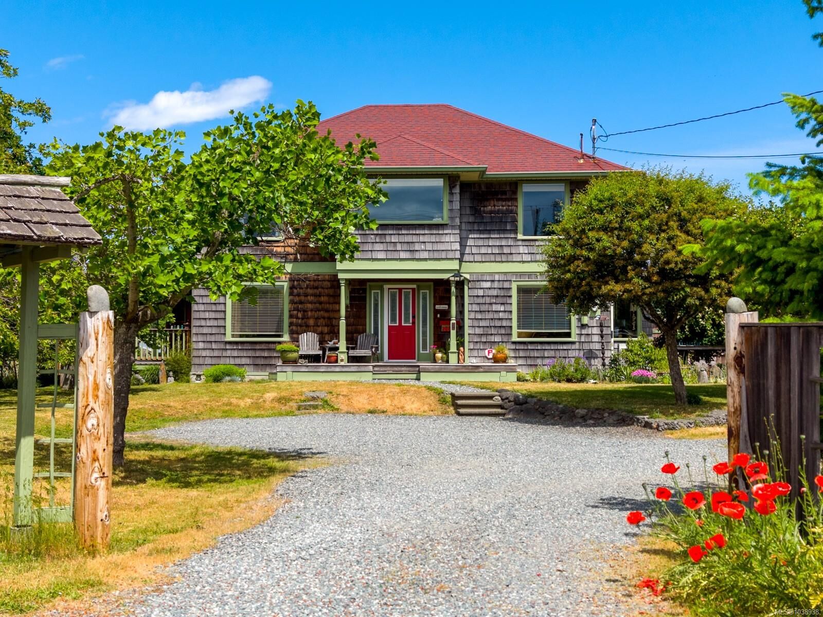 Property Photo: 2854 Farm View Rd BC V9N 9C7