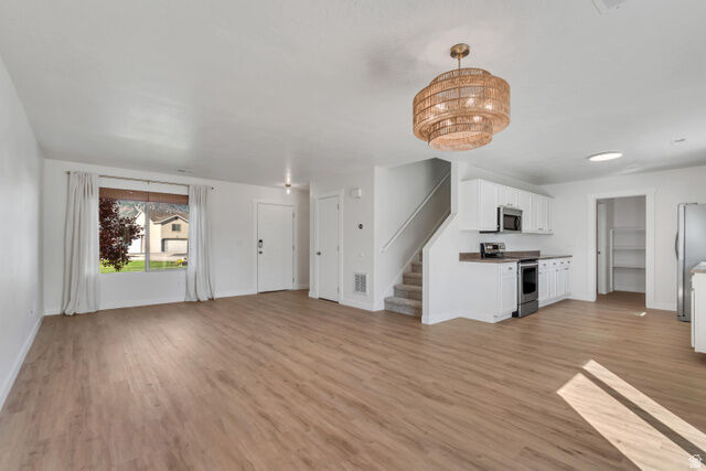 Property Photo: 1529 W 630 N UT 84042