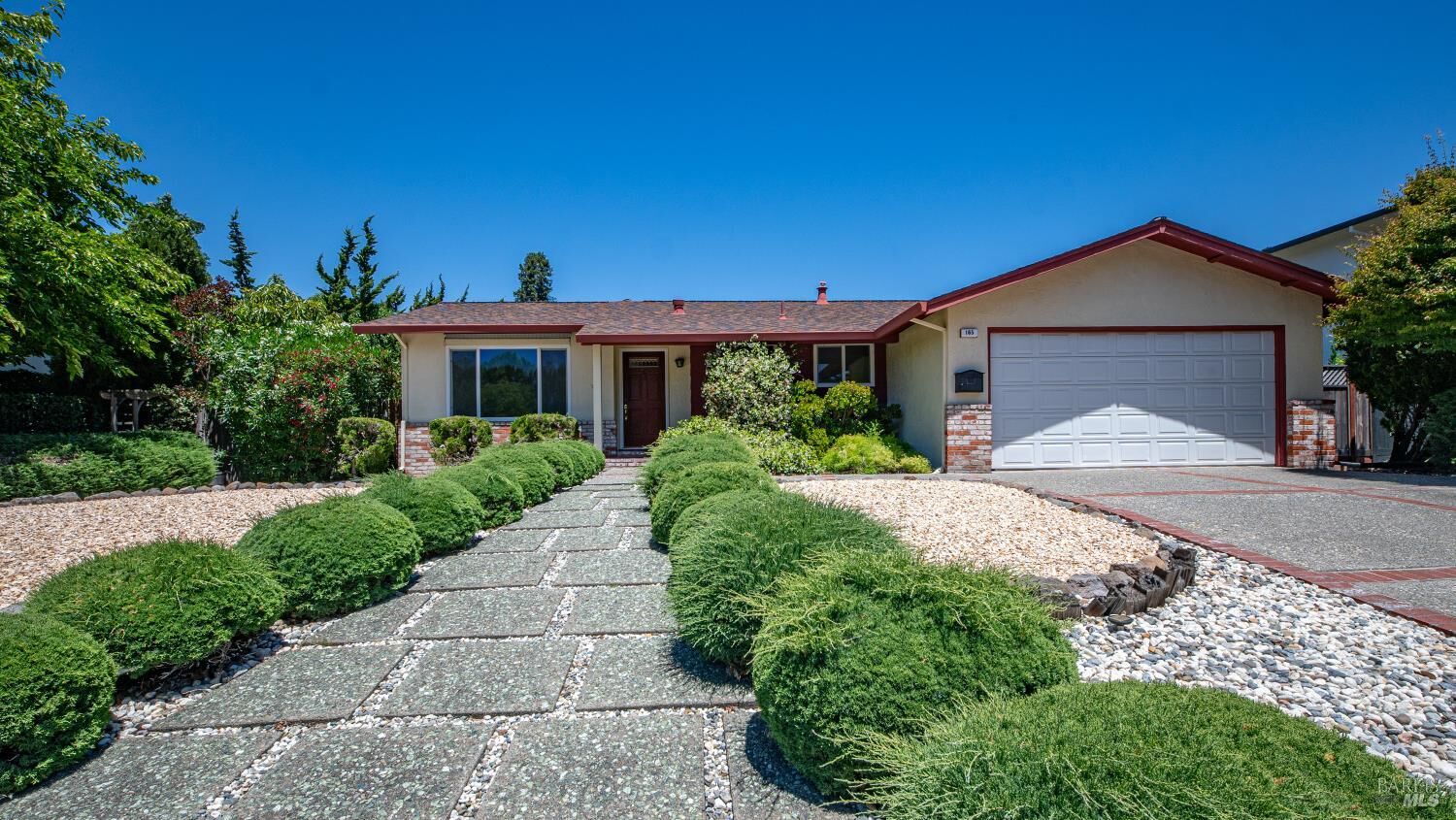 Property Photo:  165 San Luis Way  CA 94945 