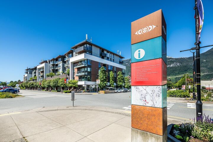 Property Photo:  37881 Cleveland Avenue 602  BC V8B 0Z7 