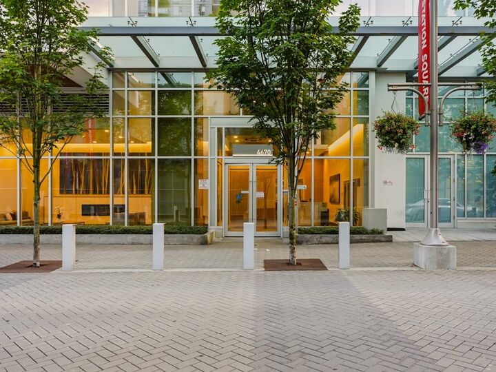 4670 Assembly Way 3903 — photo 1