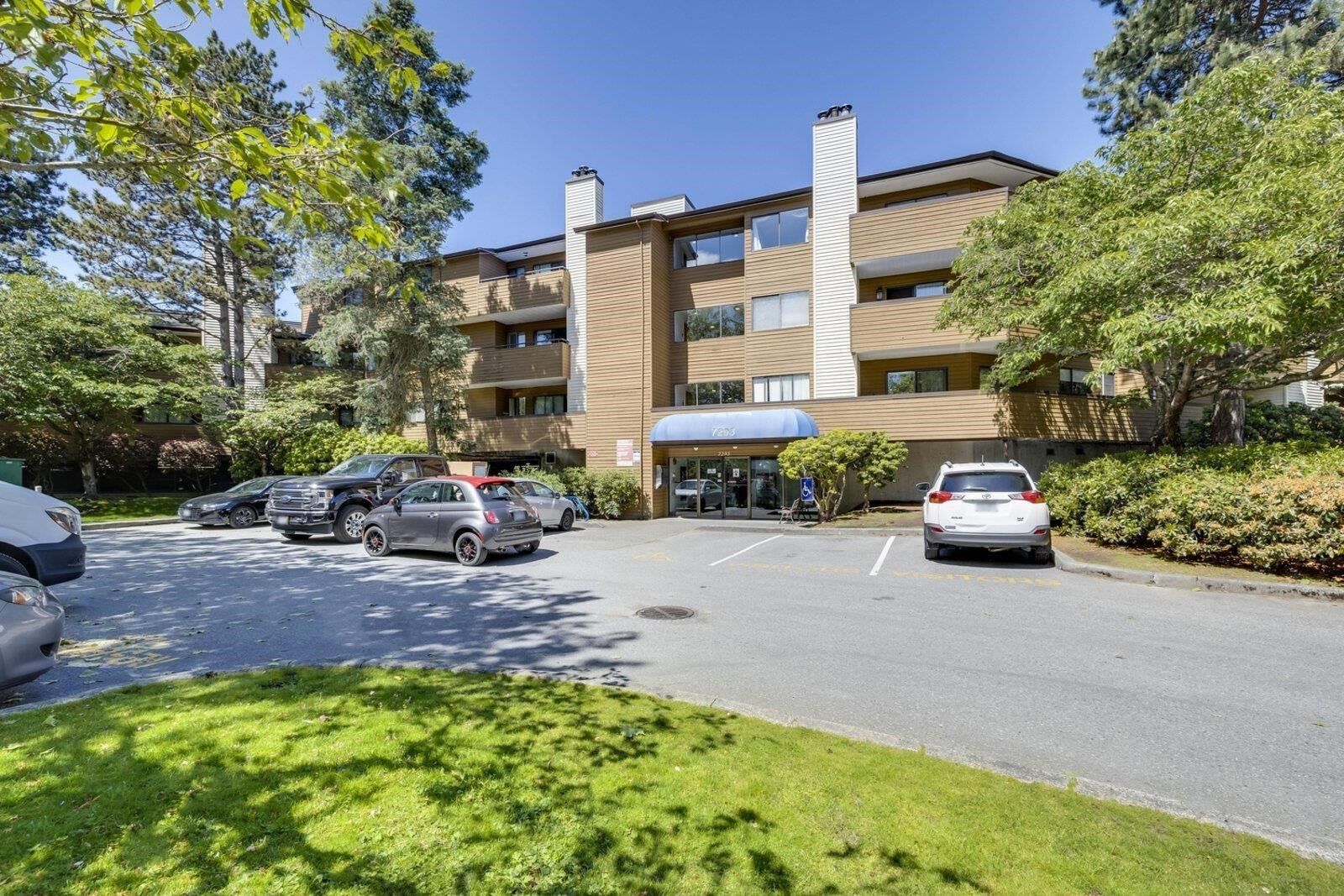 Property Photo:  7295 Moffatt Road 126  BC V6Y 3E5 