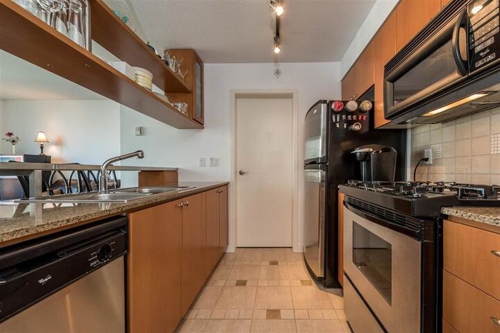 Property Photo:  1495 Richards Street 707  BC V6Z 3E4 