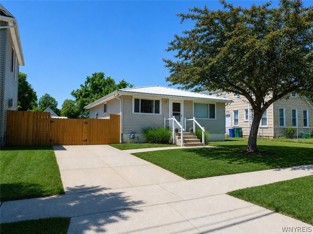 Property Photo:  446 Davey Street  NY 14206 