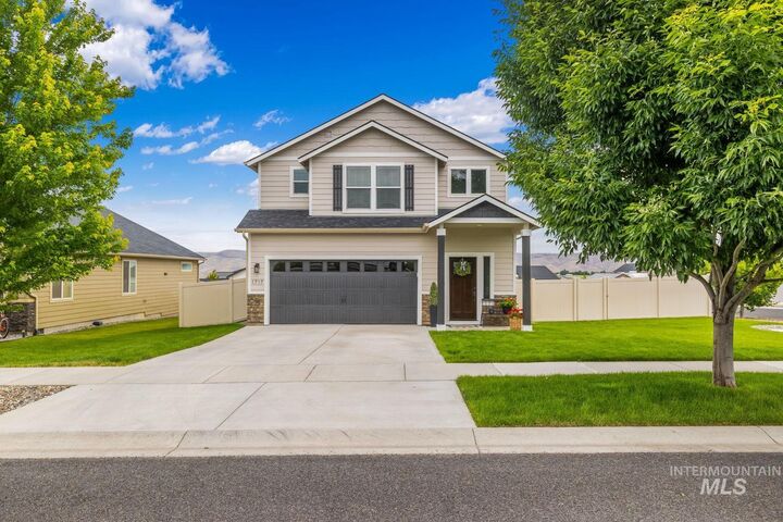 Property Photo:  1717 Pioneer Drive  ID 83501 
