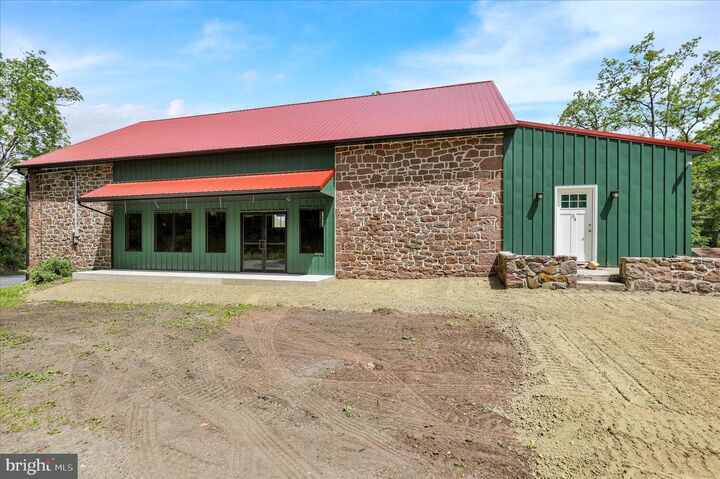 Property Photo:  34 Westley Road  PA 19540 